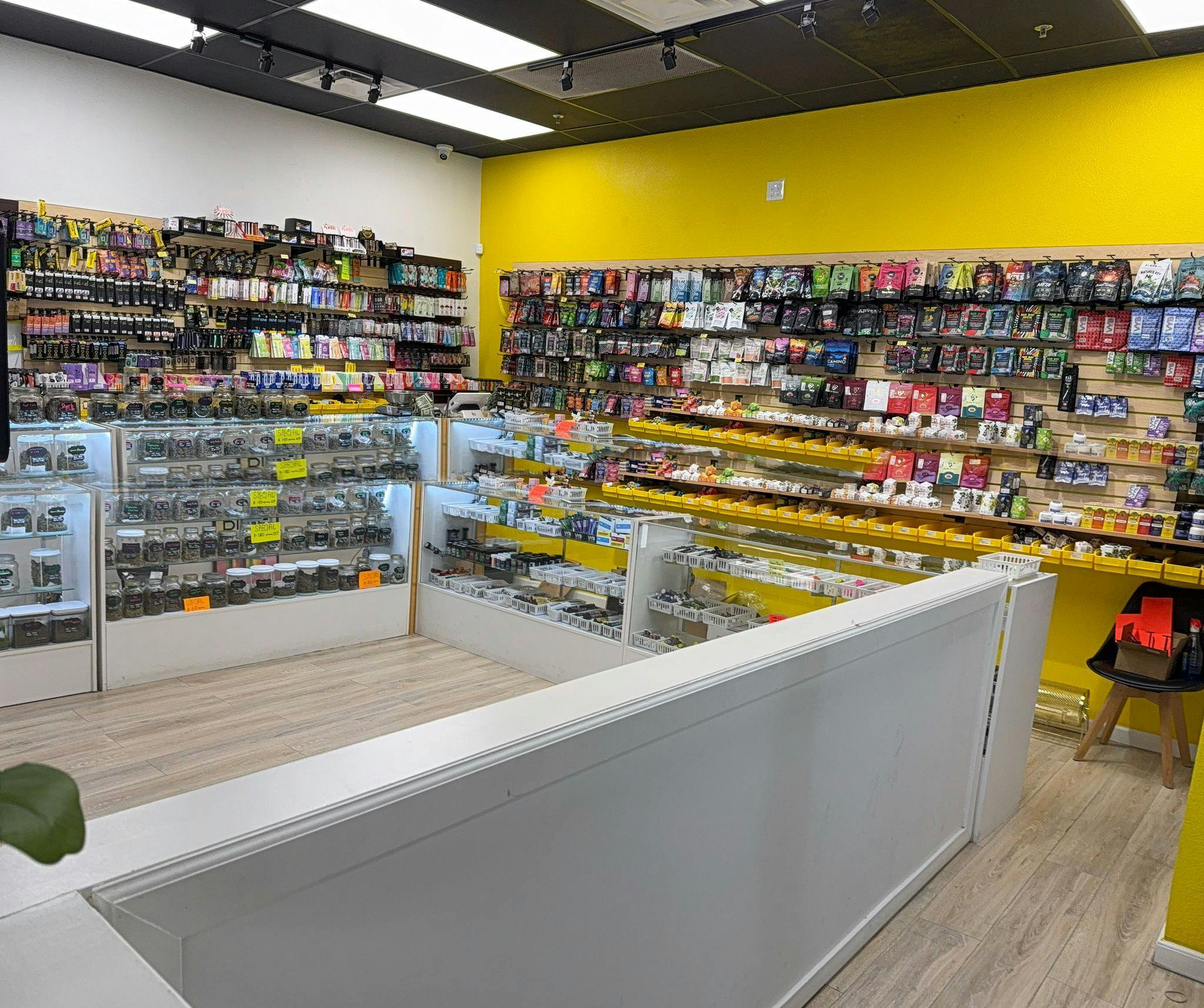 Danks Cannabis - Jenks Menu, Reviews, Deals - Weed Dispensary in Jenks,  Oklahoma