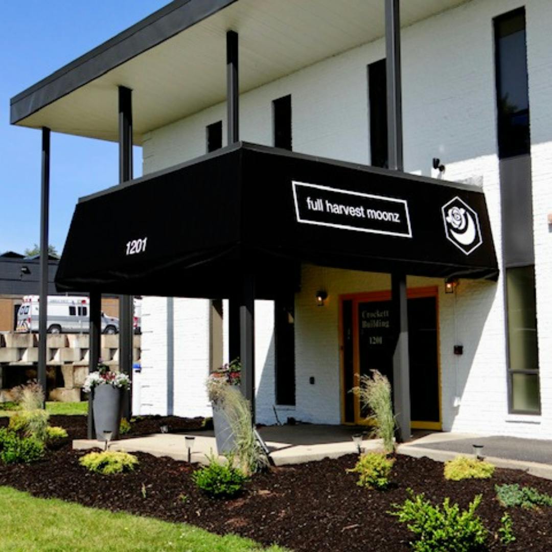 Full Harvest Moonz Lowell Info, Menu & Deals Weed dispensary Lowell