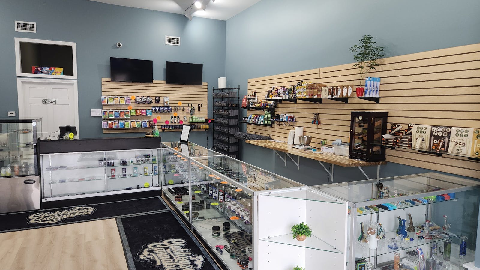 Clubhouse Cannabis Disposable Vape Pens