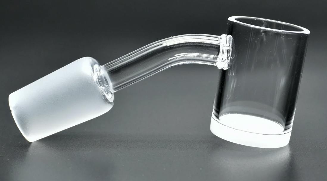 18mm Male White Bottom Banger 45°