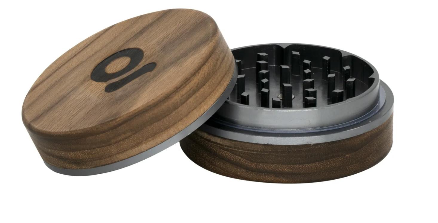 Ongrok: 3 Inch 2 Piece Walnut Grinder Silver