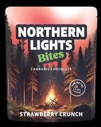 NORTHERN LIGHTS BITES | Edible | Chocolate | Strawberry Crunch | 200mg
