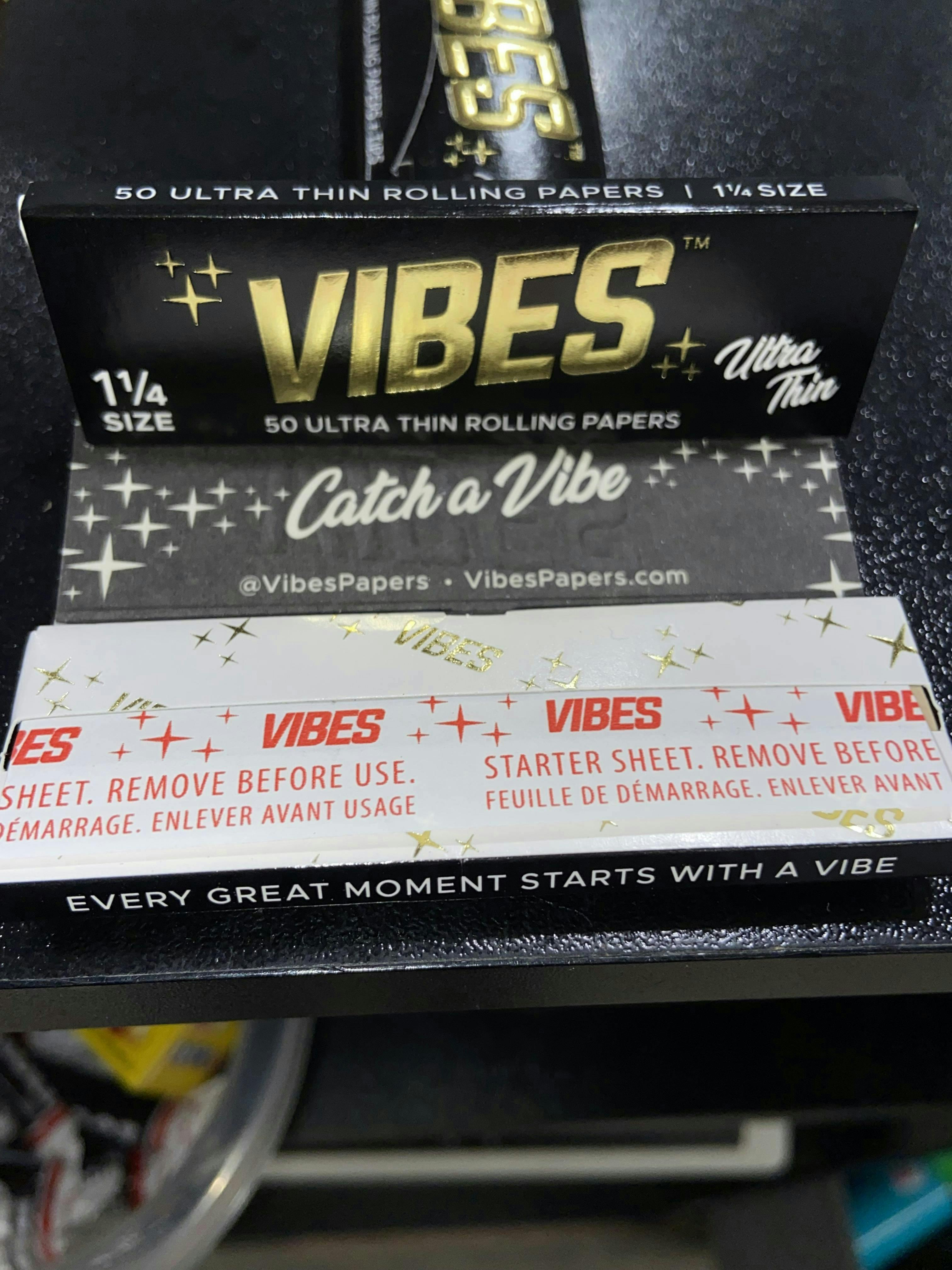 Vibes Papers Ultra Thin (Black)