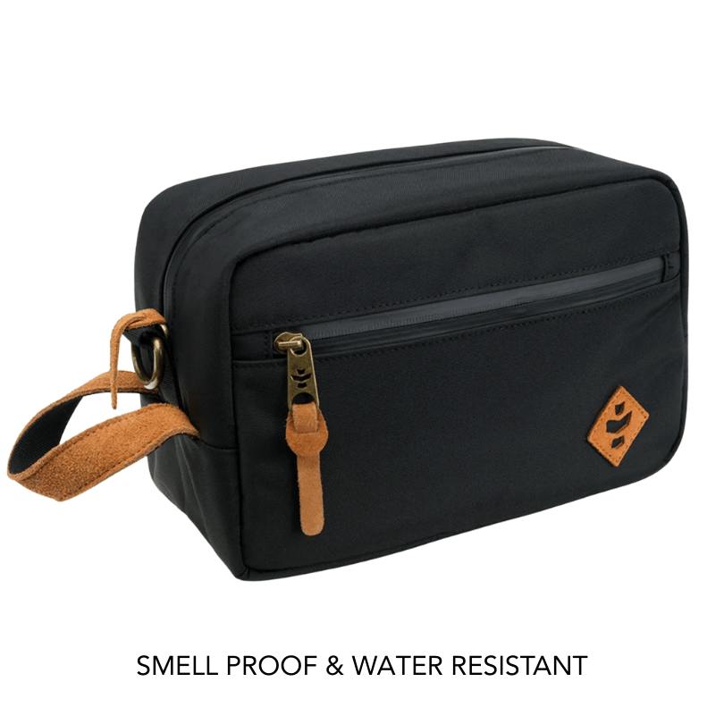 Revelry - Stowaway Toiletry Kit Black - Accessories