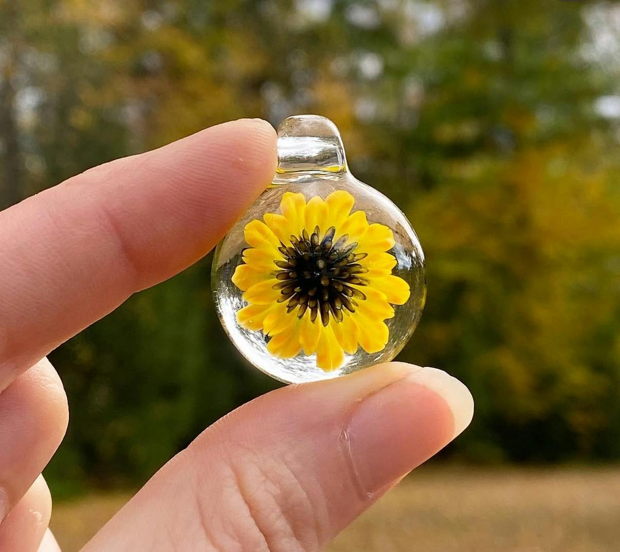 KL Glass: Sunflower Pendant