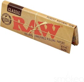 RAW Classic Rolling Papers 1 1/4 Size
