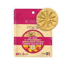 Hapy Kitchen: Strawberry Lemon Drop With Strawberry Fields / Cookie