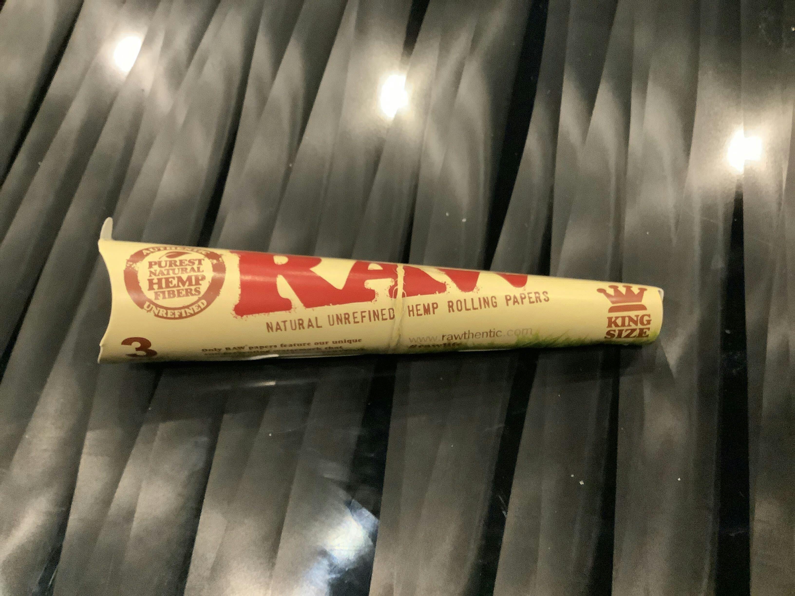 Raw Organic King Size Cones 3/pk