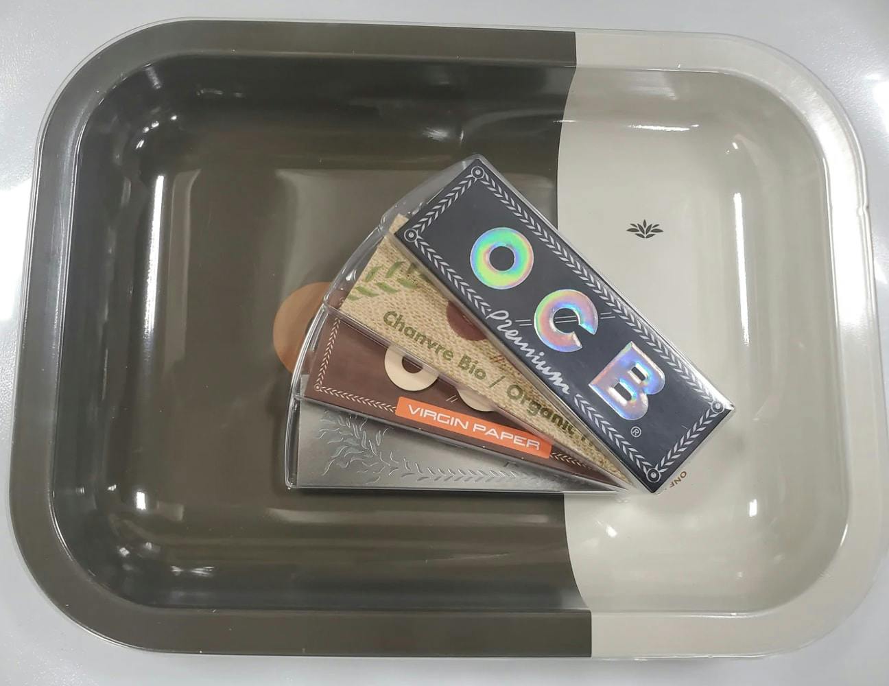 OCB Rolling Tray Small + 1 1/4 OCB Rolling Paper Bundle - - Assorted Kits