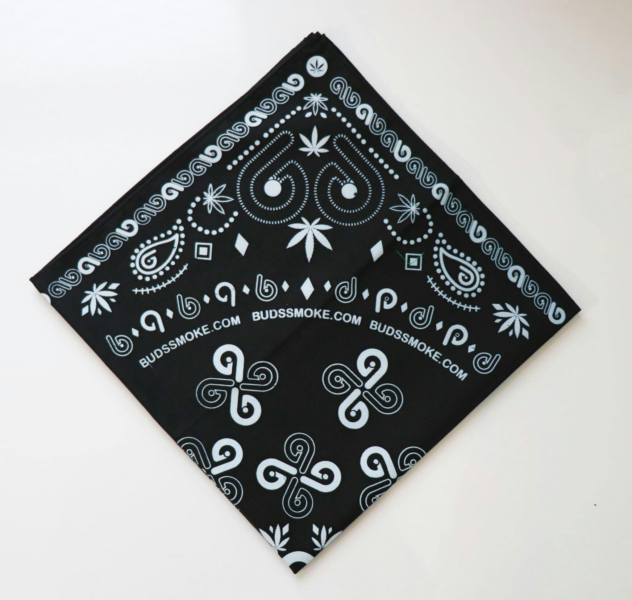 BUDSSMOKE Bandana - Black