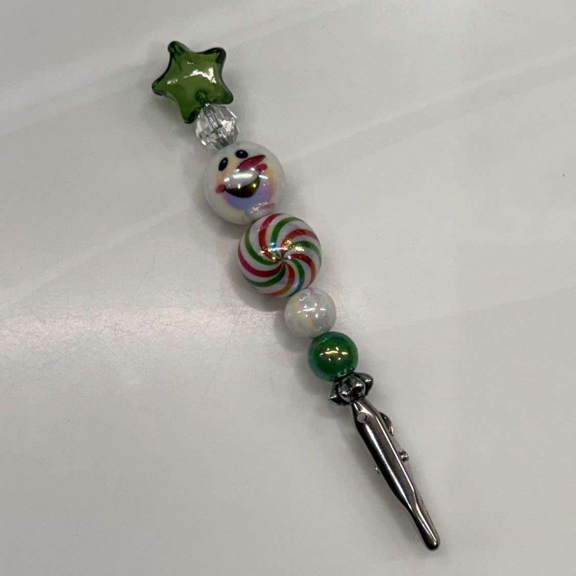 Green (little swirl) Christmas Snowman Roach Clip