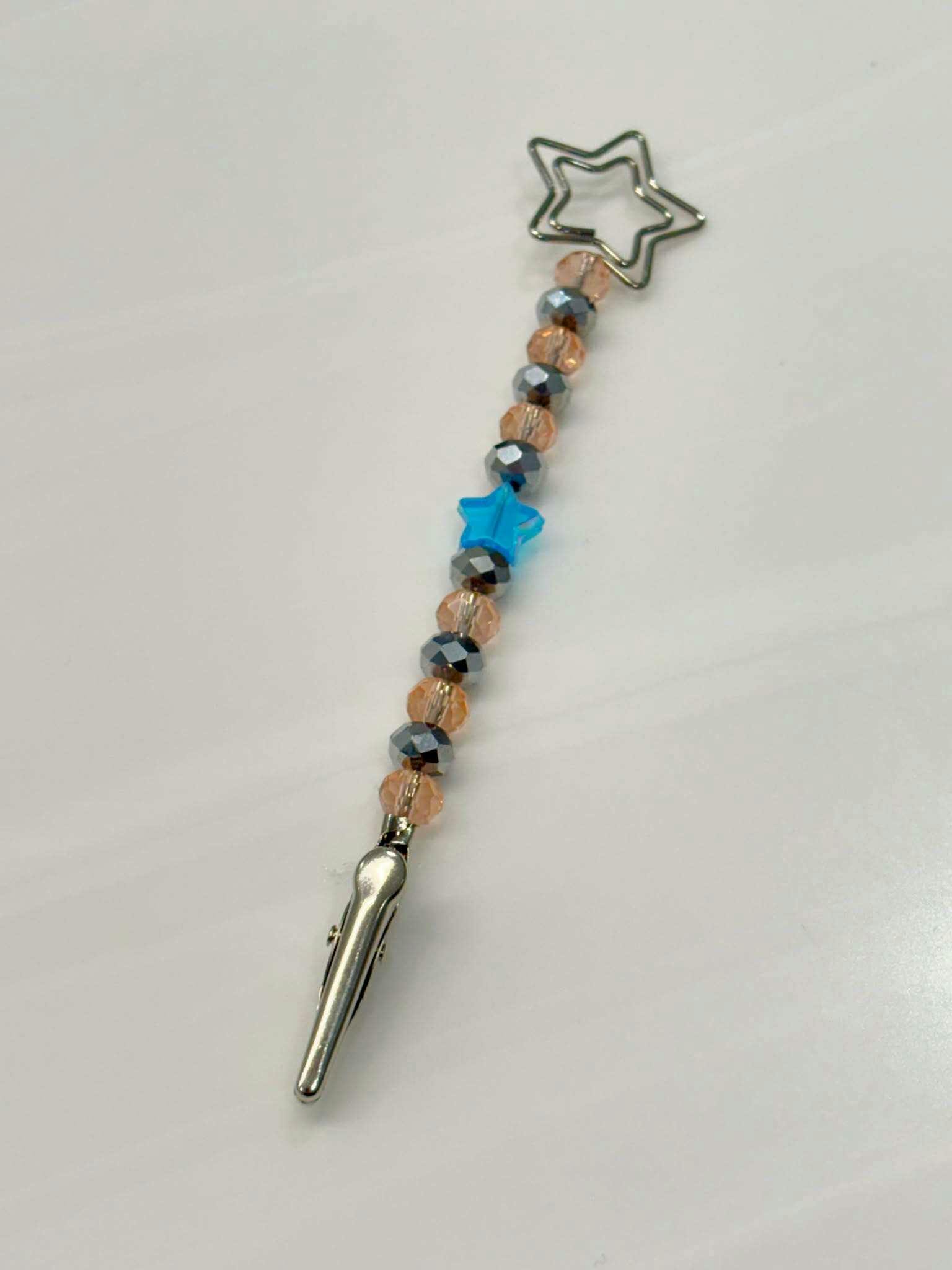 Bud Kitten Beaded Star Roach Clip - Silver and Pink with Blue Star