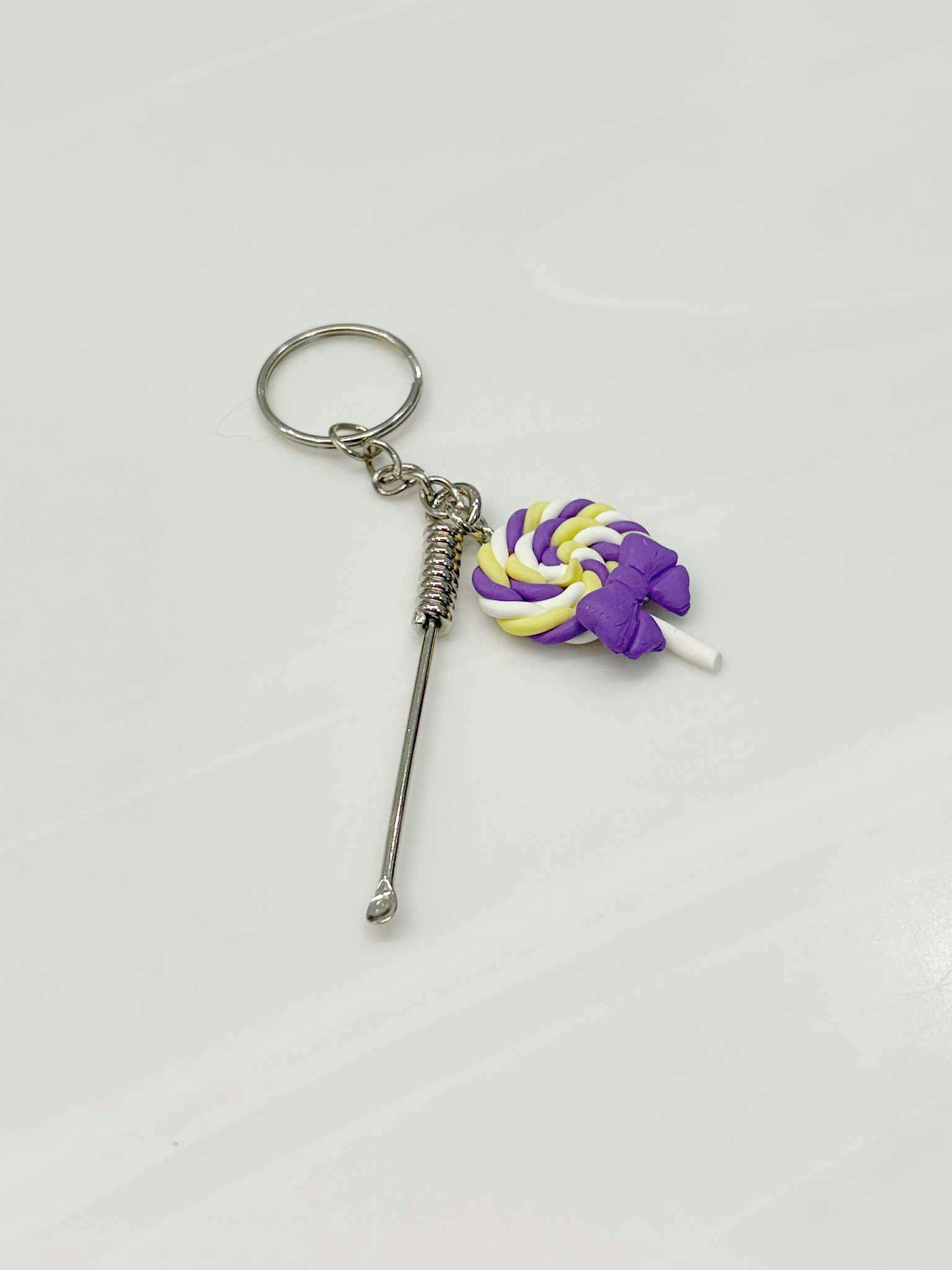 Bud Kitten Dab Tool Keychain - Silver + Lollipop