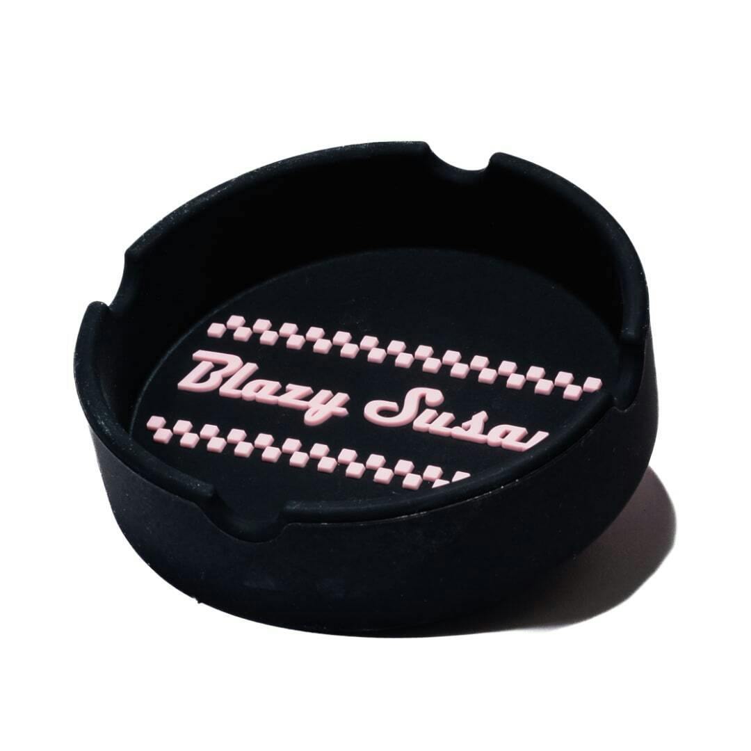 Silicone Ashtray (Black)
