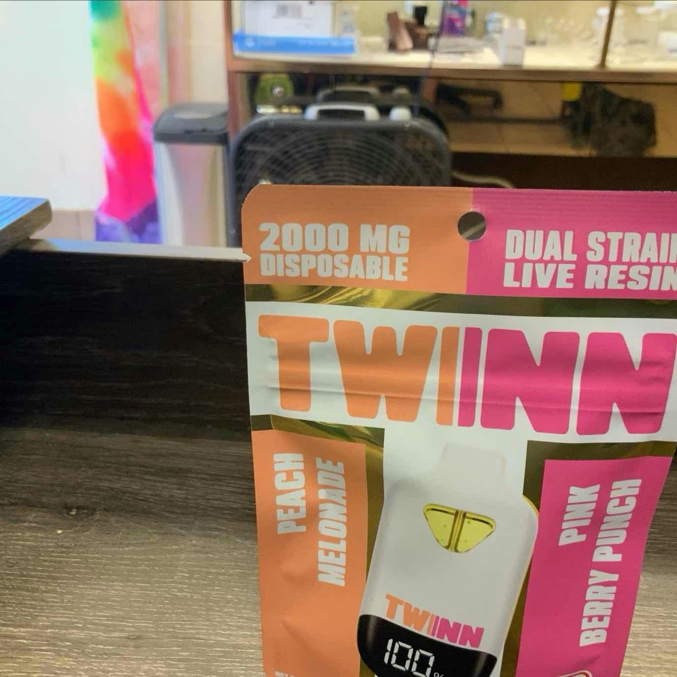 Peach Melonade / Pink Berry Punch Twinn