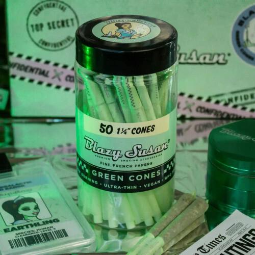 Green King Size Paper Cones 50pk - One Size