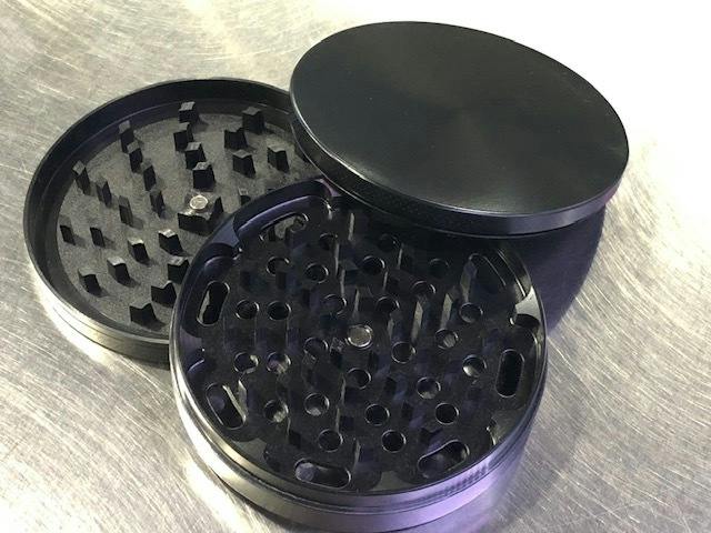 "Extra Large 4"" 3pc Black Zinc Alloy Grinder"