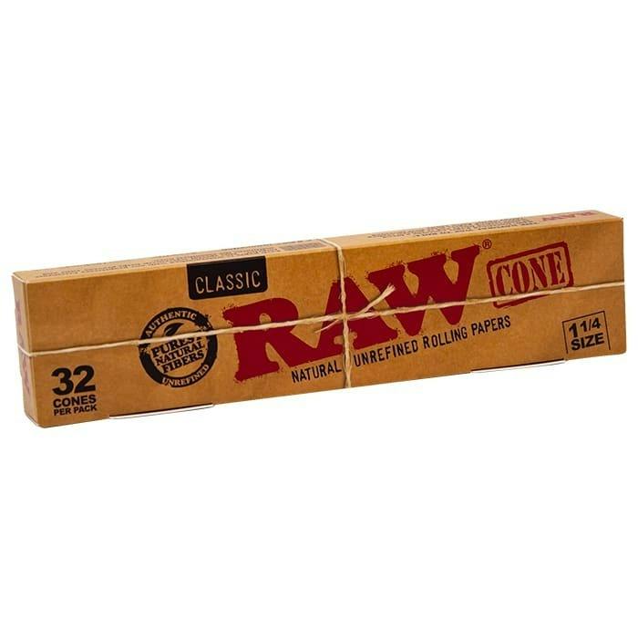 RAW CLASSIC PRE ROLLED CONES 1 1/4 32 PACK