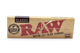 RAW 1 1/4" Rolling Papers