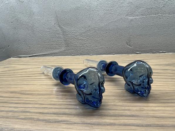 SKULLS GLASS PIPE (ONE SIZE)