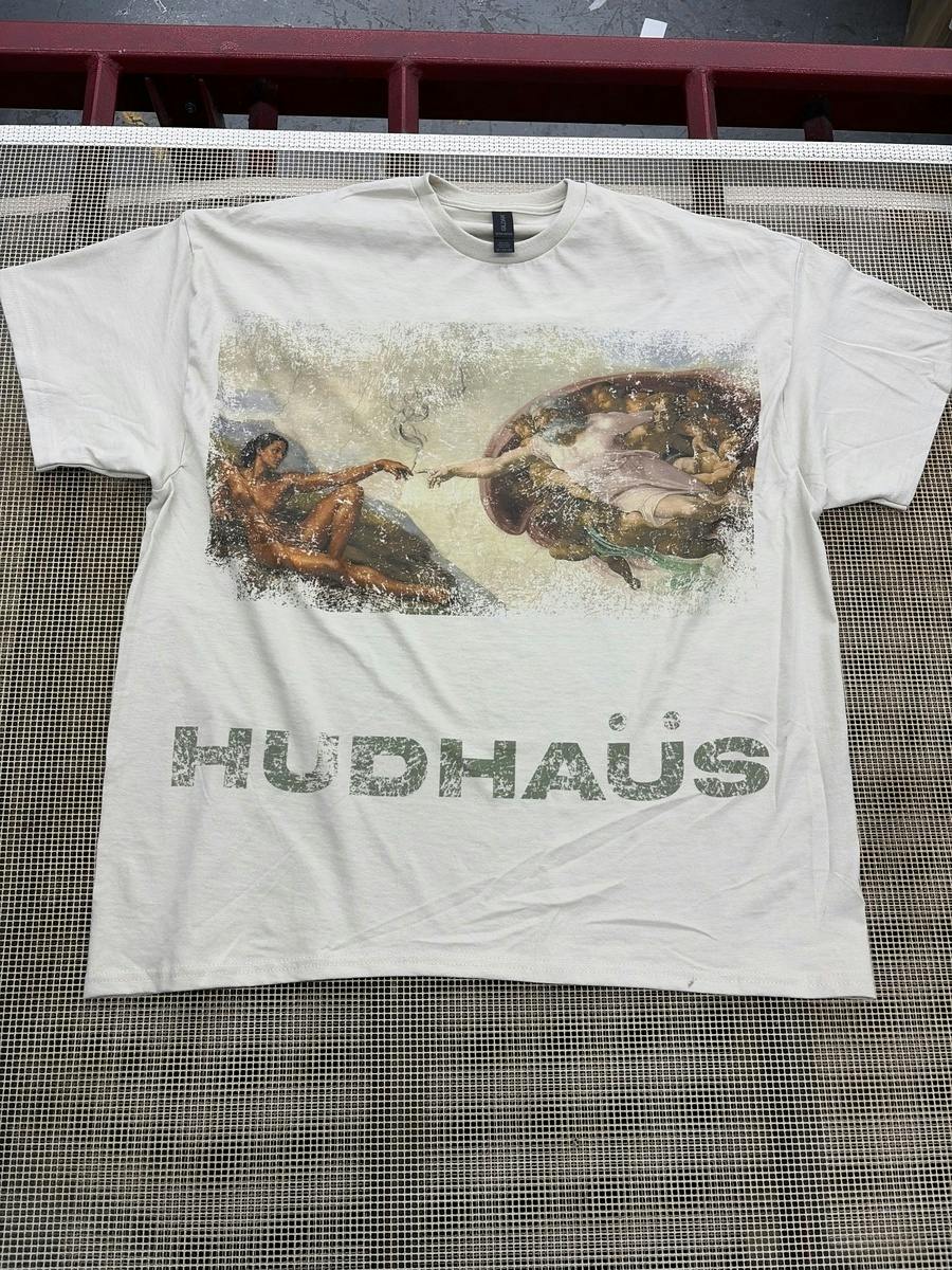 HUDHAUS The Artist Tshirt