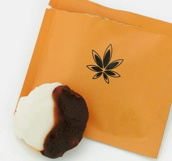 Black and White Cookie - Edible - Hybrid - 100 mg - 10 Pack