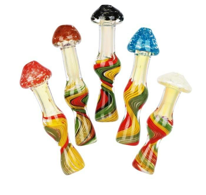 Rasta Swirl Shroom Chillum | 3.25" | Colors Vary