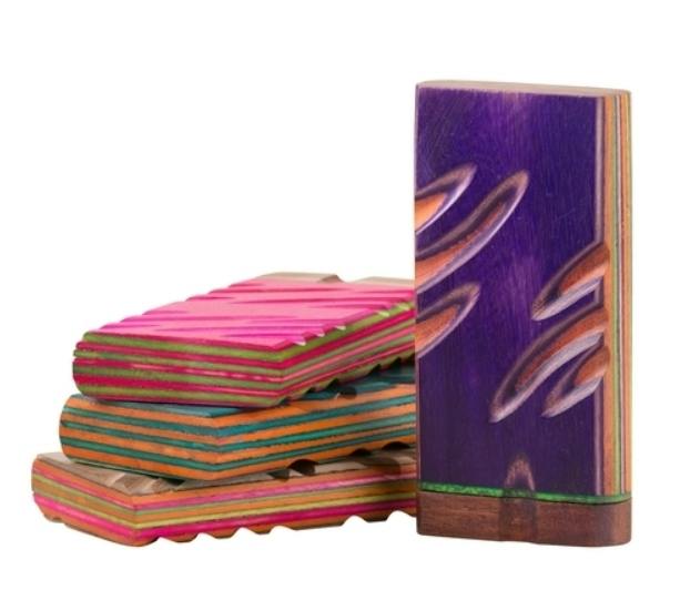 4" Colorful Wood Dugouts | 3" 1 Hitter included