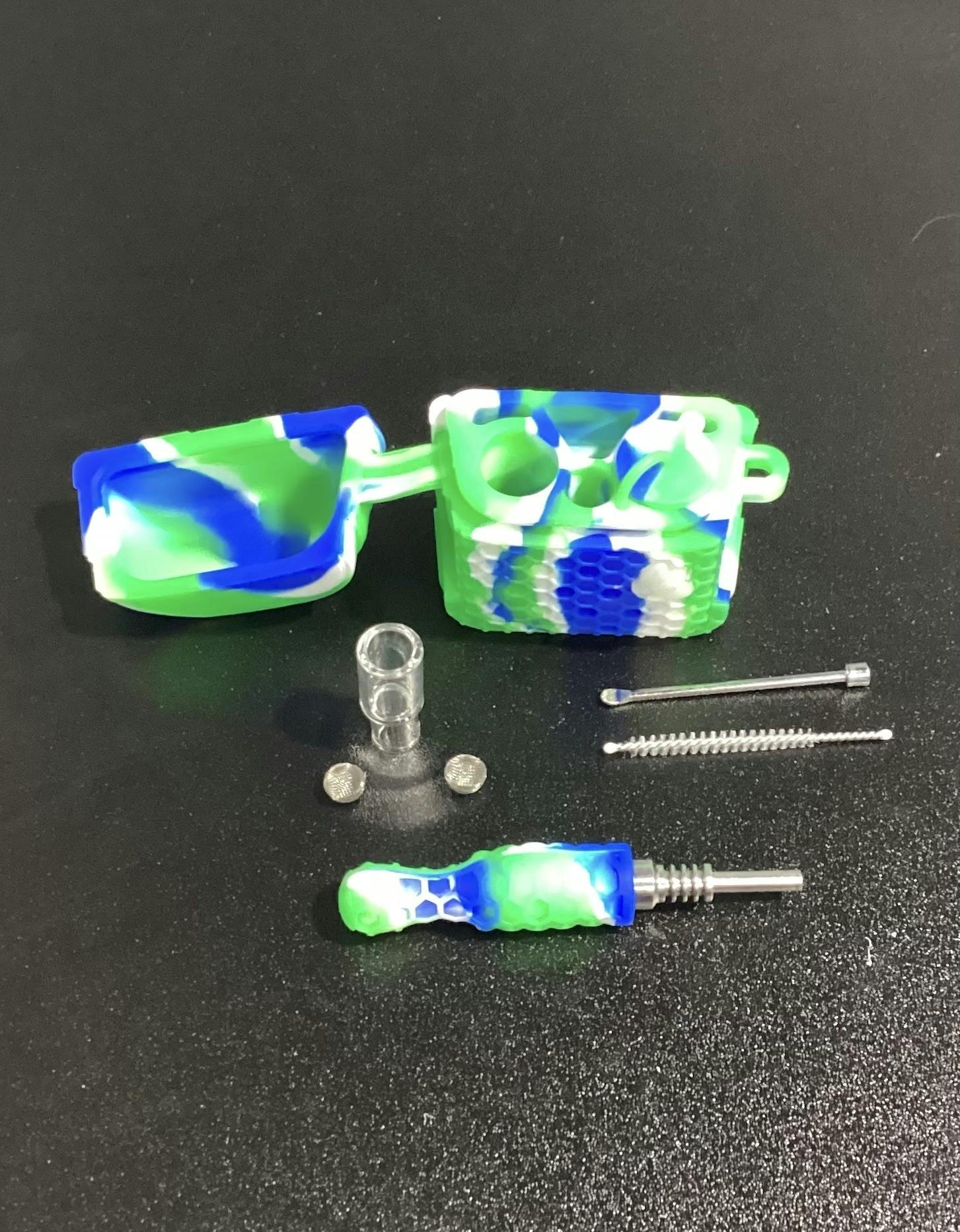 Mini Silicone Dabbing Set at Apogee Dispensary - Sunland Park