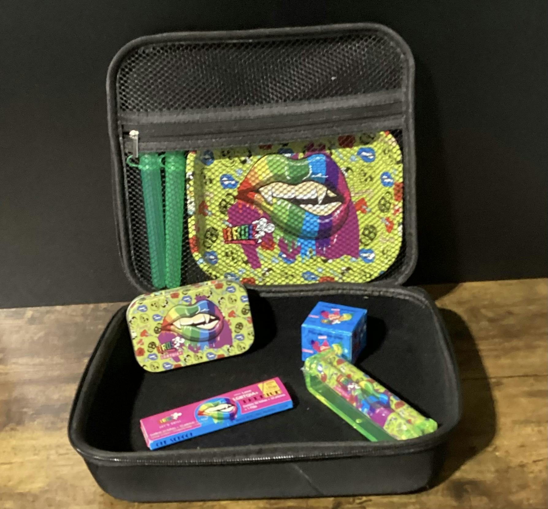 Kit black w/ accesories 8.86 in Metal Herb Grinder