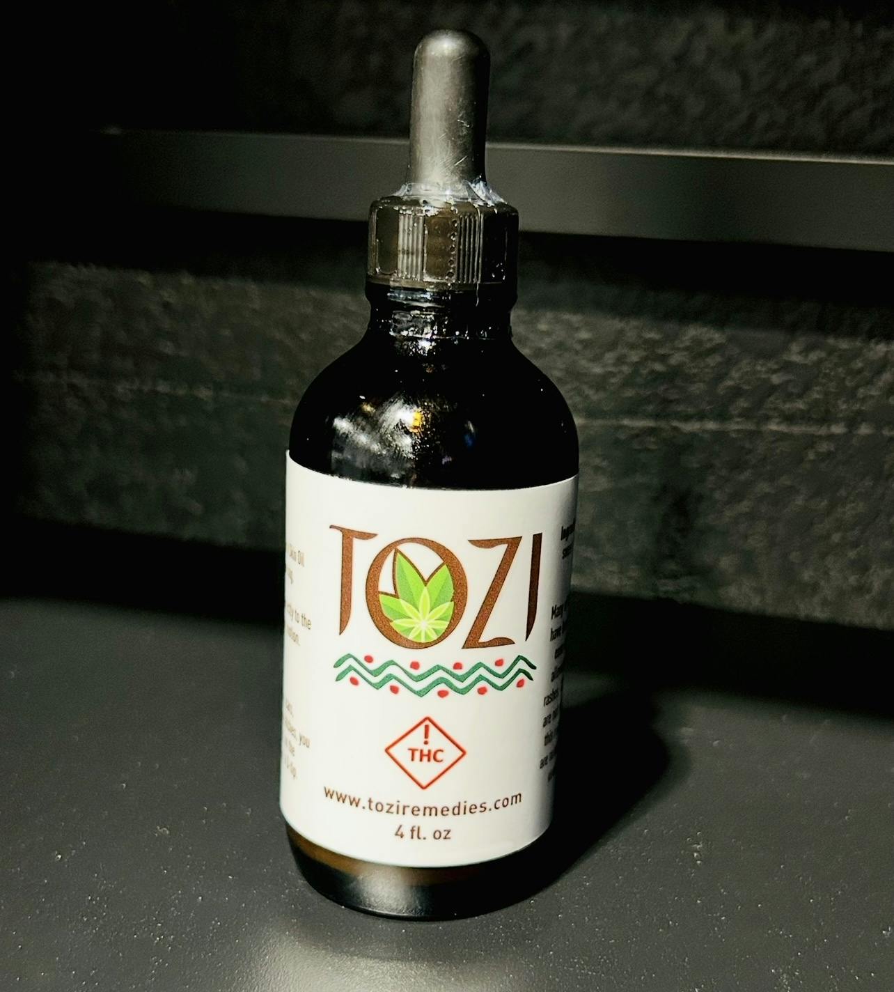 Tozi Skin Oil 1:1 200mg THC:CBD at Apogee Dispensary - Sunland Park