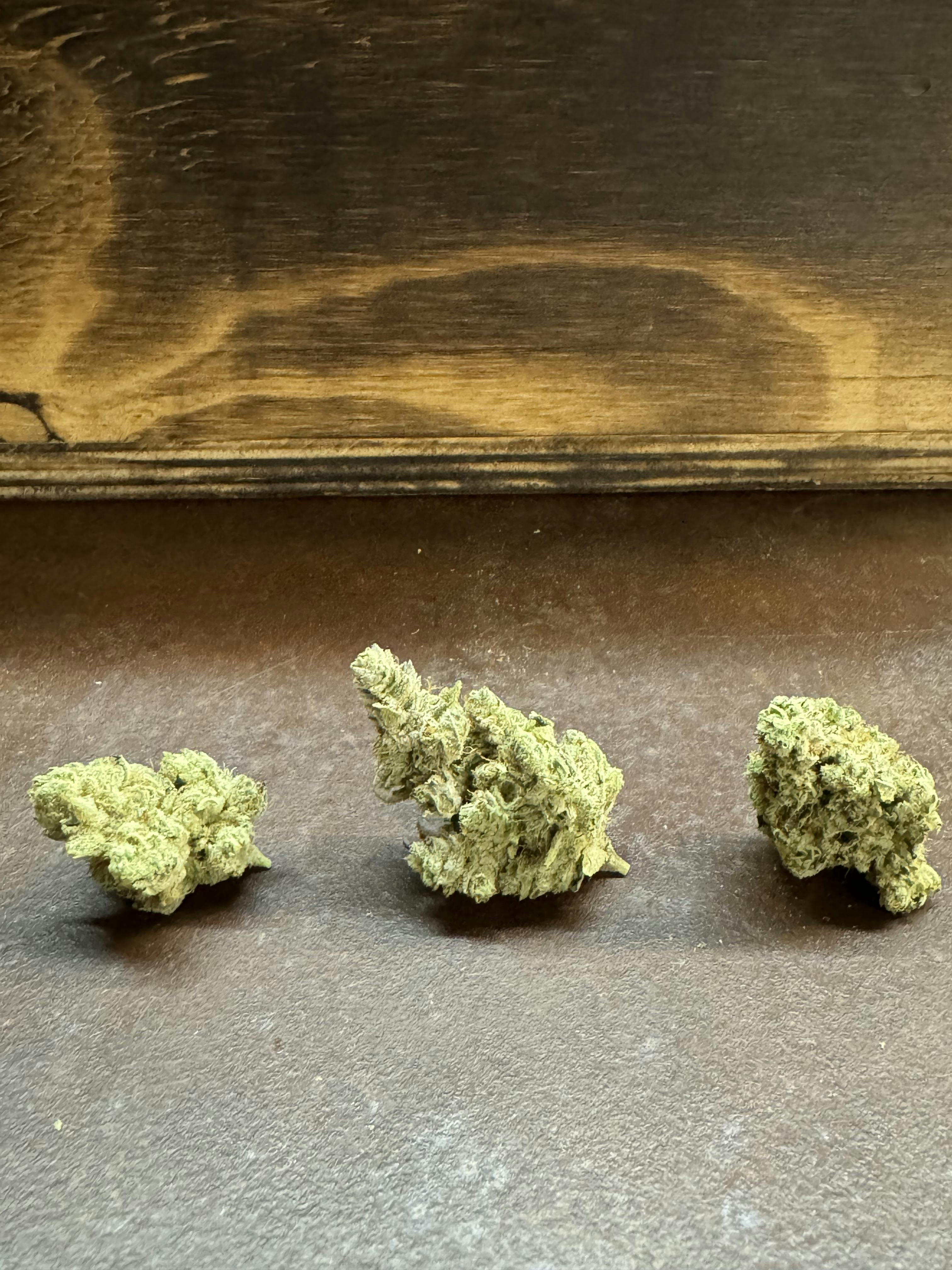Gud Gardens Gorilla Glue #4 *Indoor*