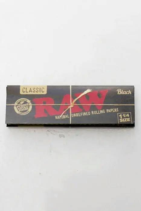 RAW Black Natural Unrefined Rolling Paper 1 1/4