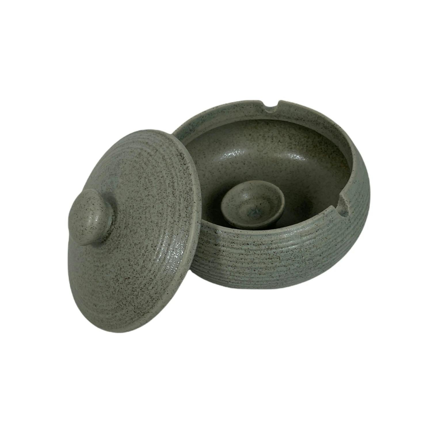 Ceramic Ridged Ashtray with Lid - Green