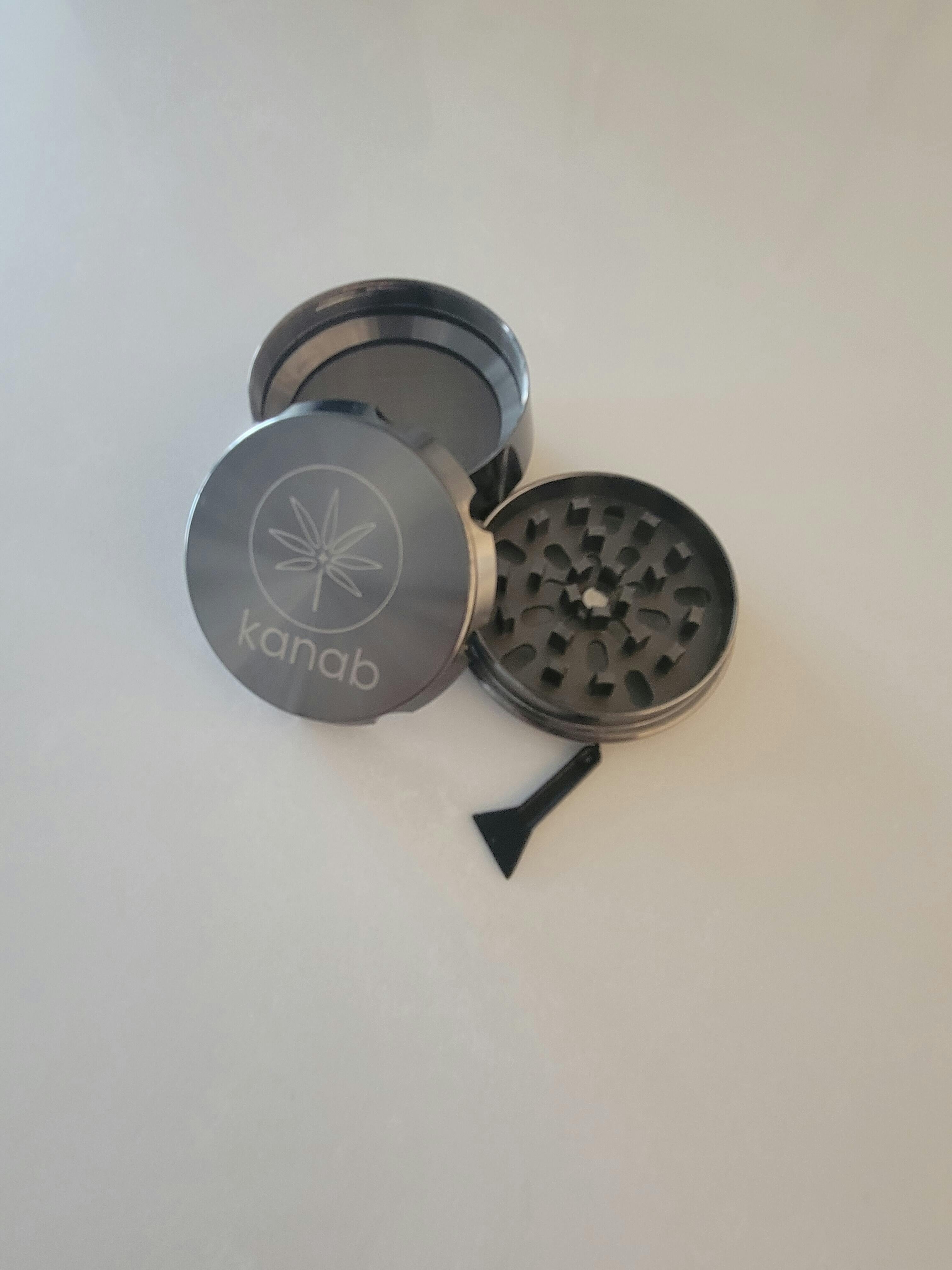 Kanab - 4-Piece Grinder - Gun Metal