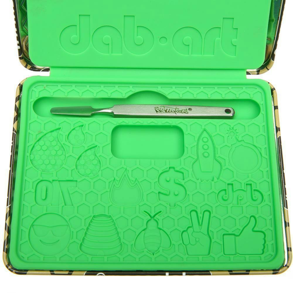 Moose Labs & Skilletools - Dab Art