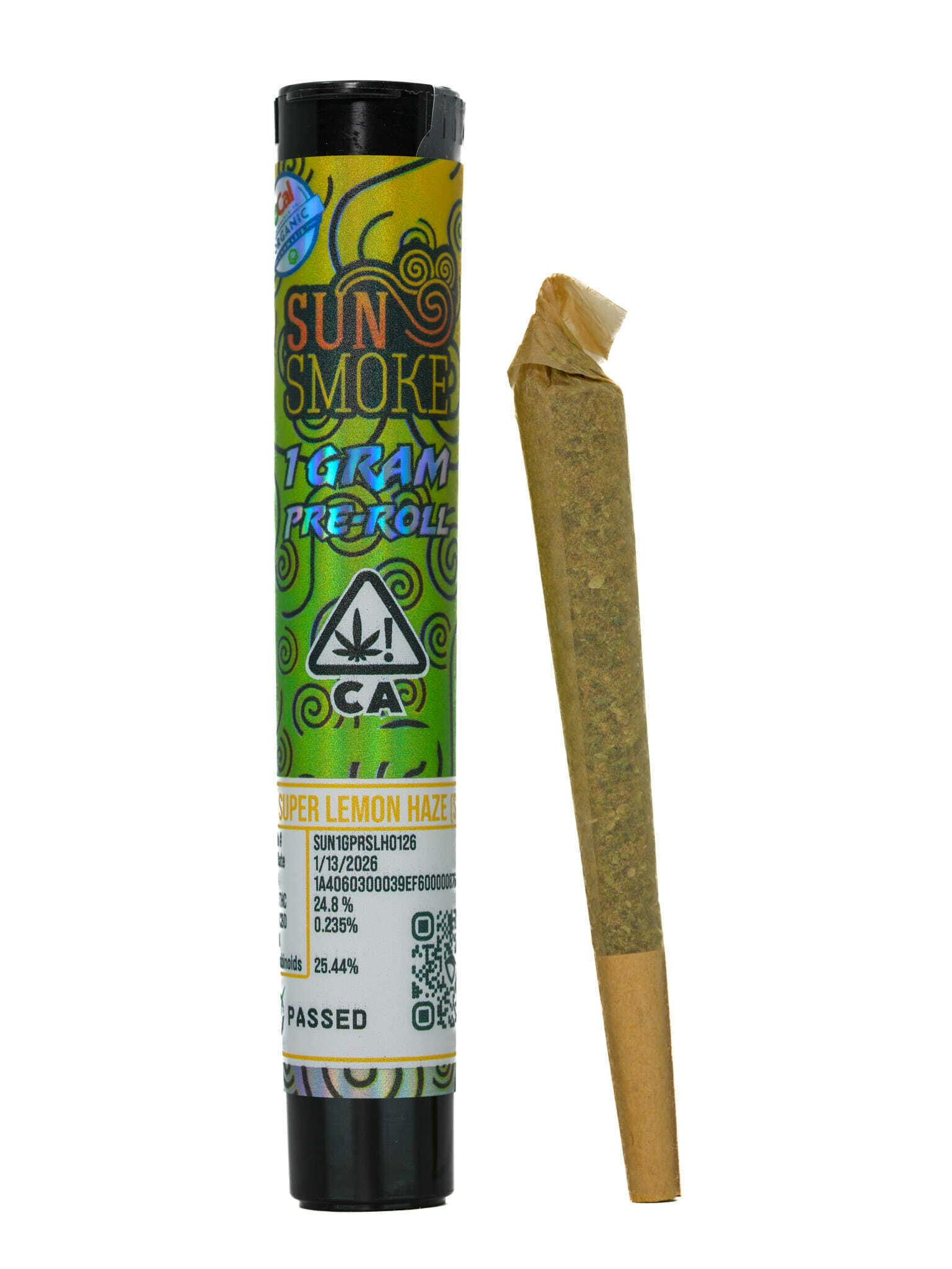 SunSmoke - Strawberry Cough Preroll - Strawberry Cough Preroll 1g at Goldenhour Collective - Weed