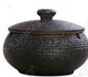Ceramic Ashtray With Lid - Black