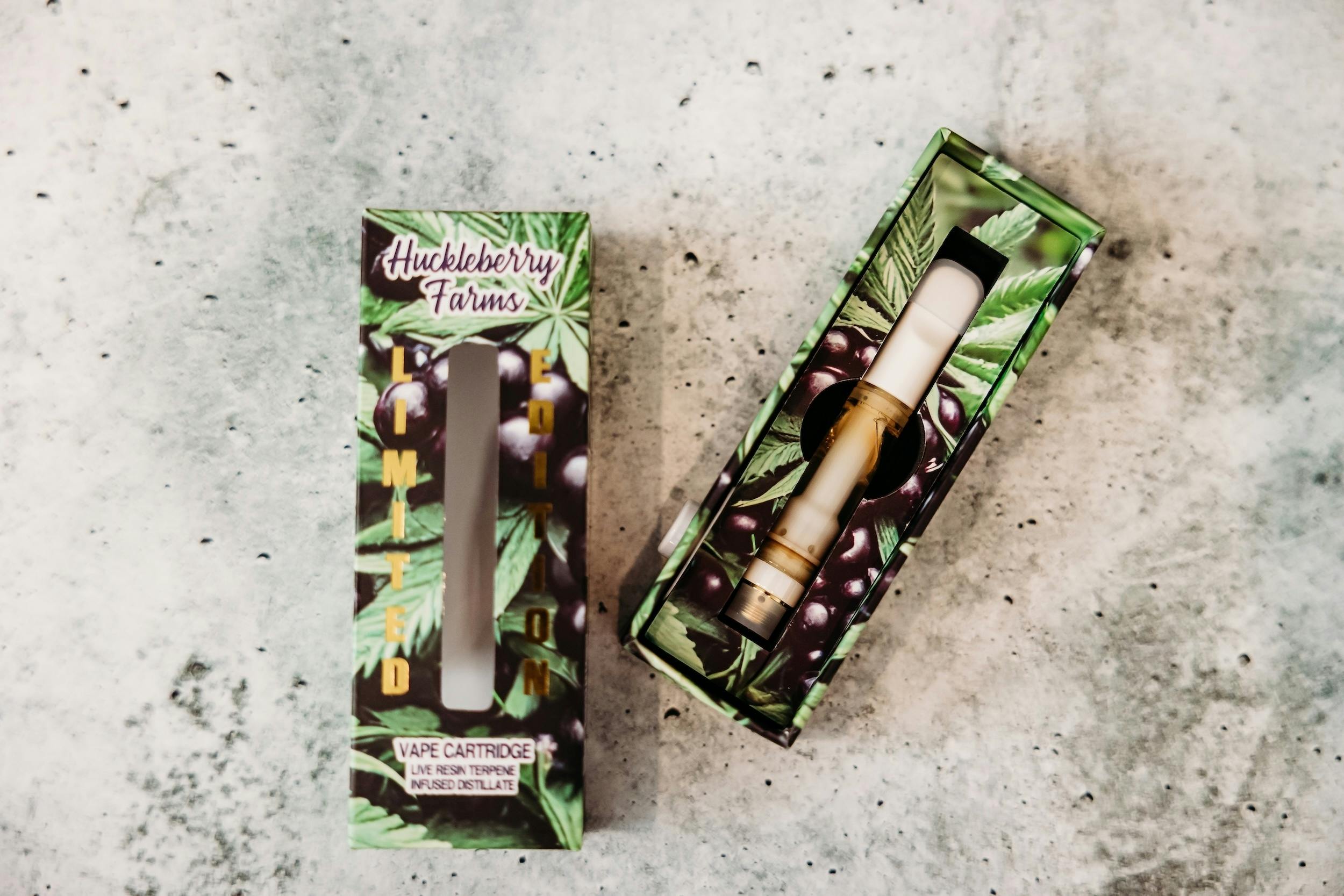 Grape Ape Live Terp 0.9g Cart cannabis product