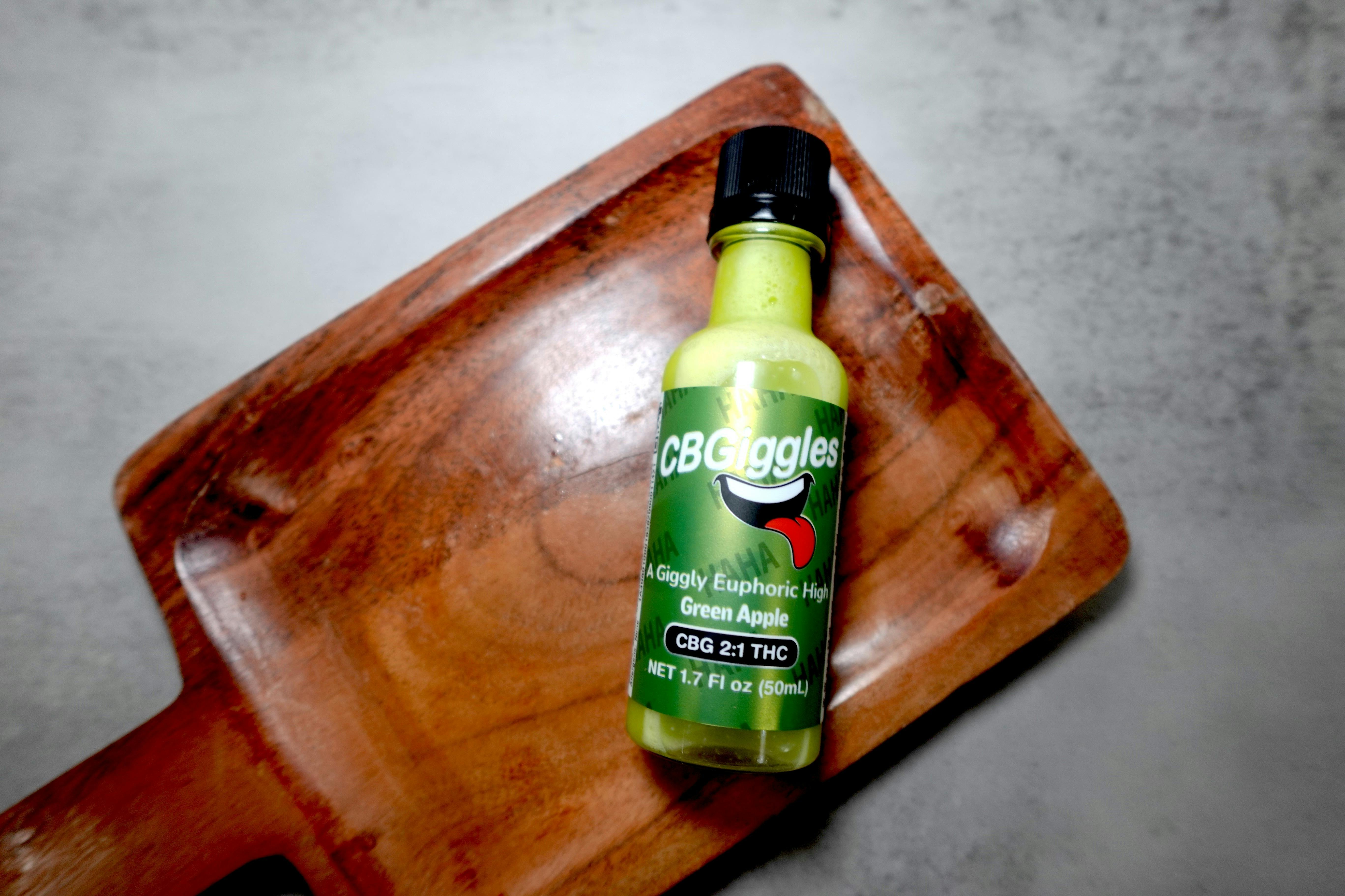 CBGiggles -Green Apple CBG 2:1 - Shooter