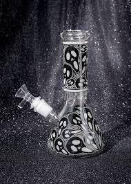 CannaStyle | Goth Bong