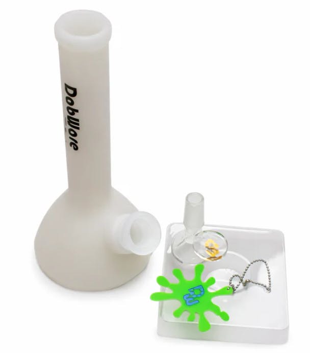 7.5" Platinum Silicone Beaker Bong