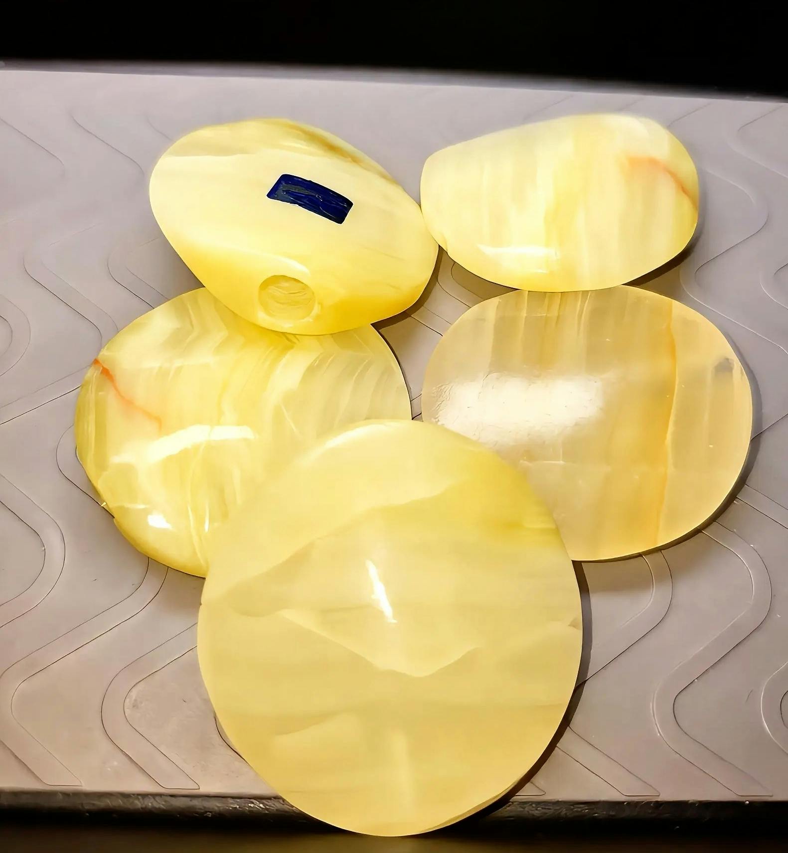 Zenstone
