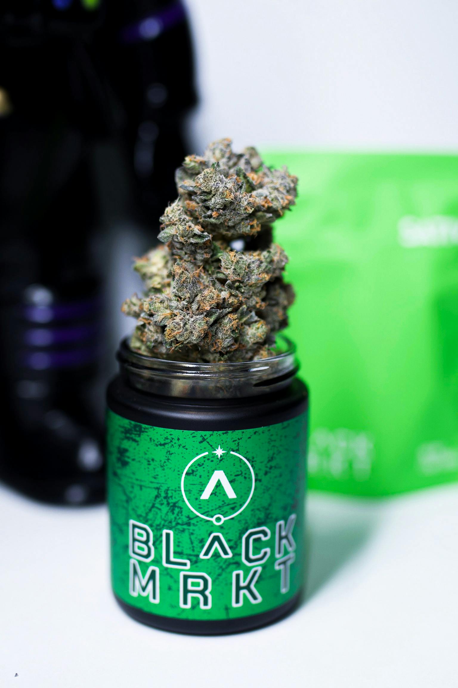 Berry Trix FLWR 3.5g - BL^CK MRKT