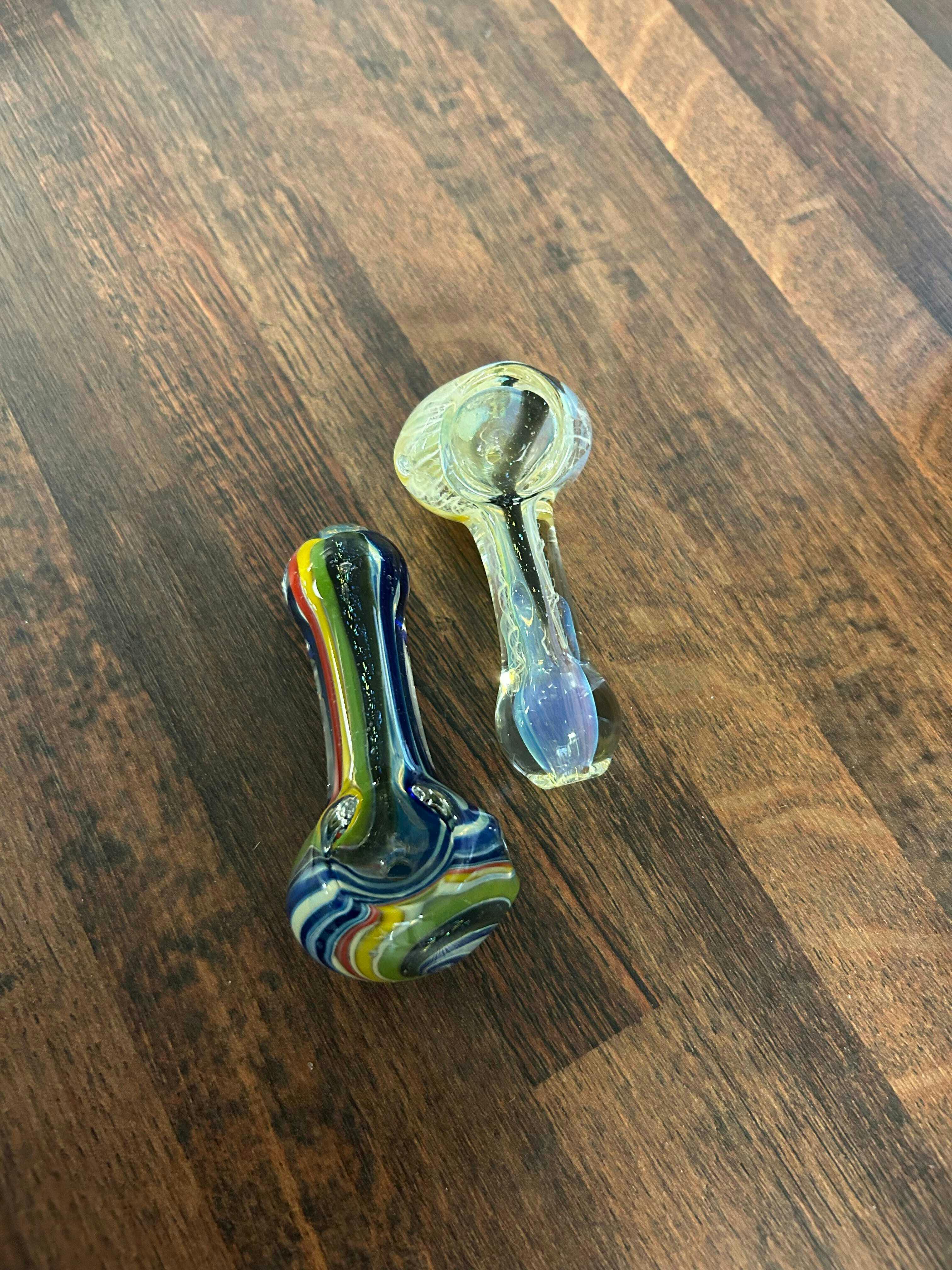2.5in Assorted Glass Pipe - 25PDICH