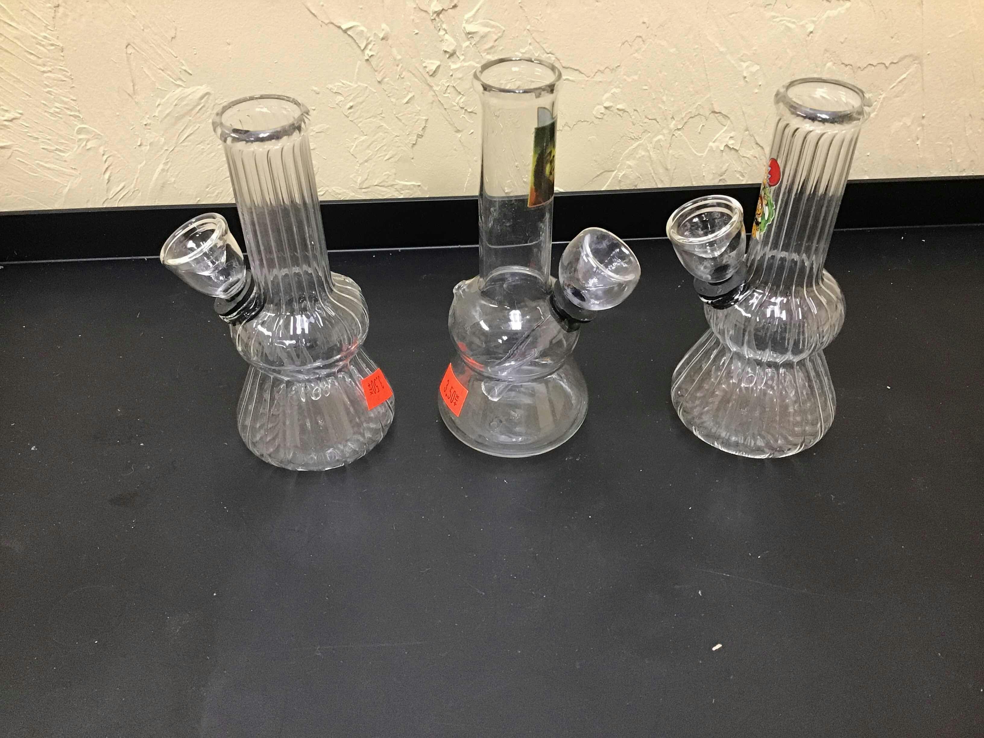 GLASS WATER PIPE #1671