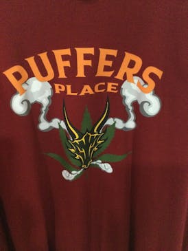 Puffers Place Gary Logo T-Shirt Large