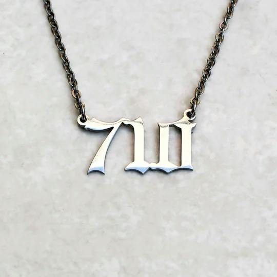 710 Statement Necklace