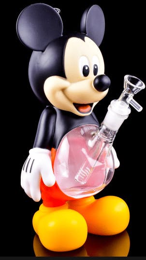 Accessories: Bong - Charecter