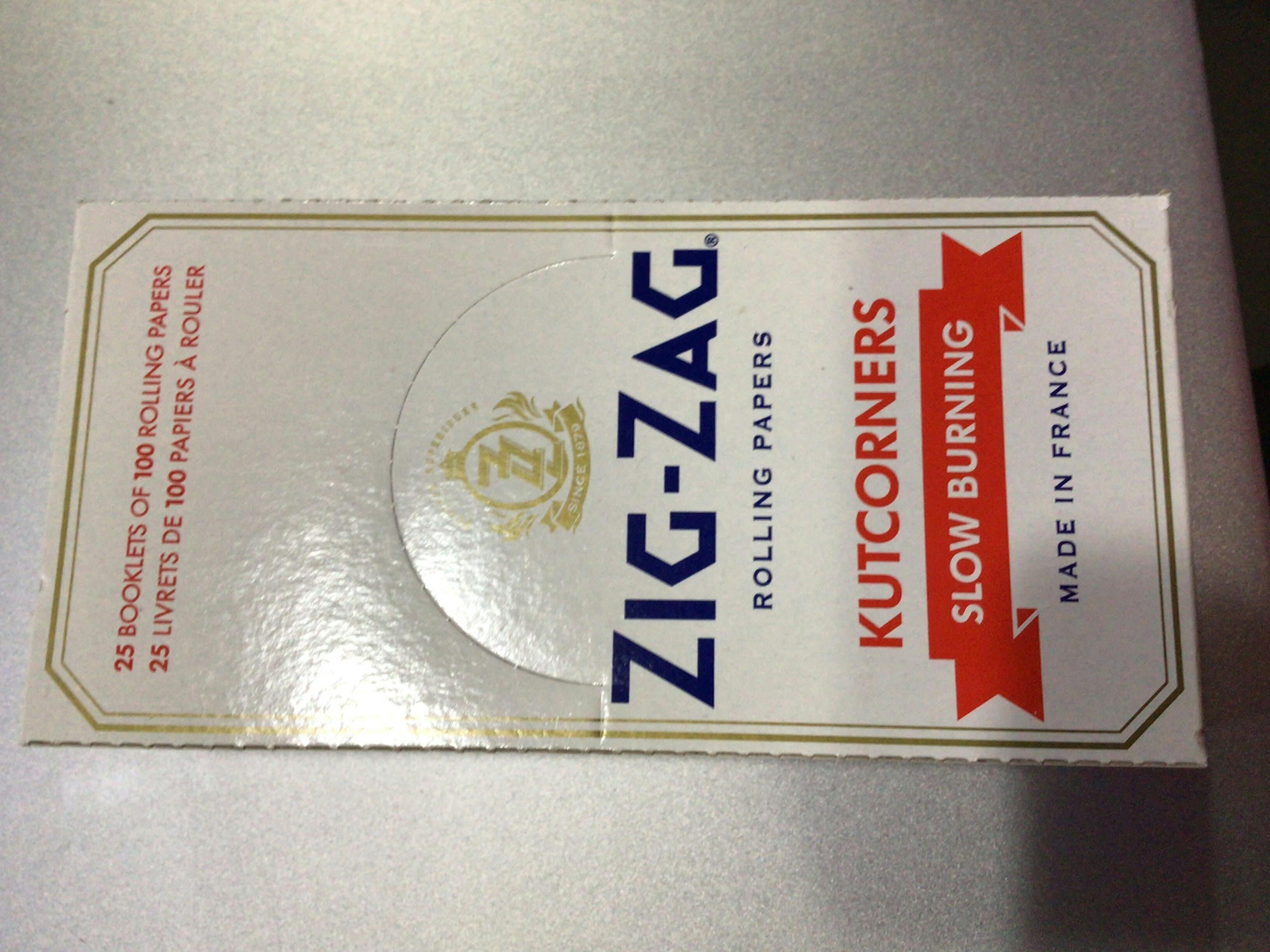 Zig Zag Whites Rolling Papers